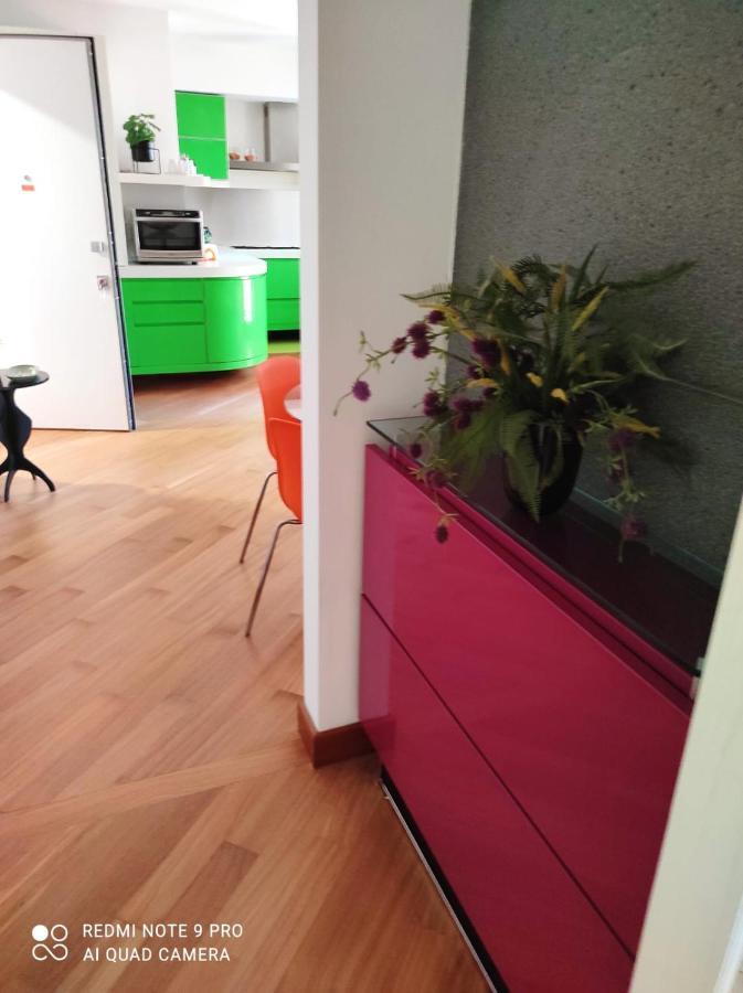 Phoenix House Napoli Esterno foto